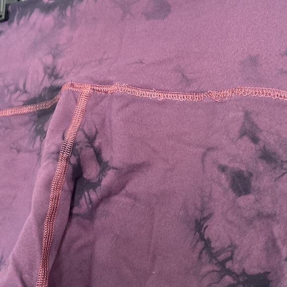 Electric & rose crystalline leggings - Picture 5 of 6